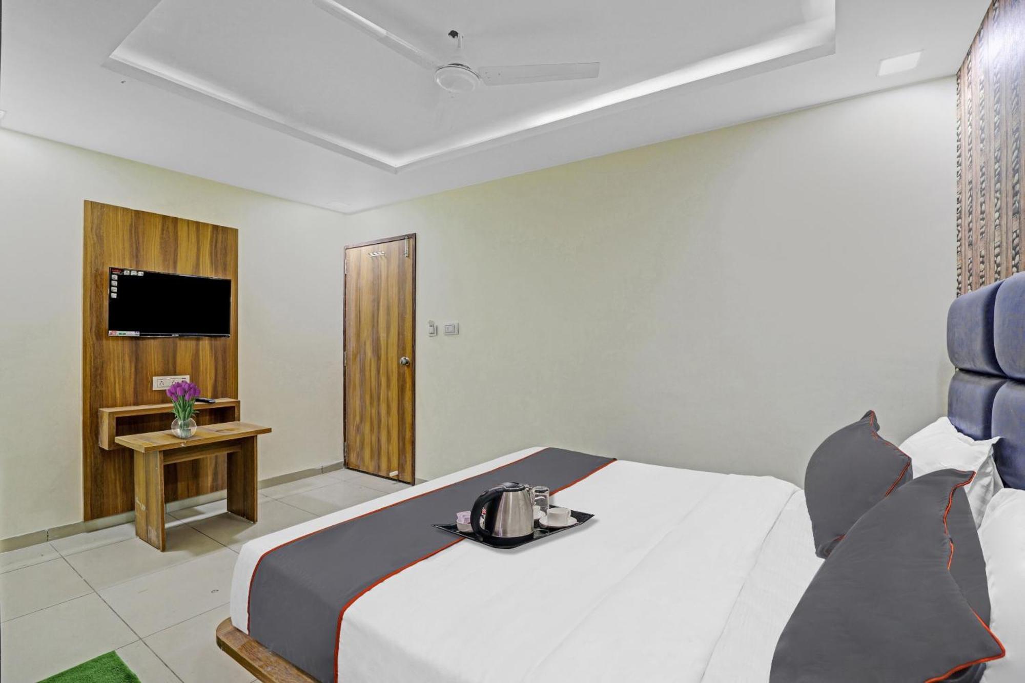 Hotel O Hill View Vadodara Extérieur photo
