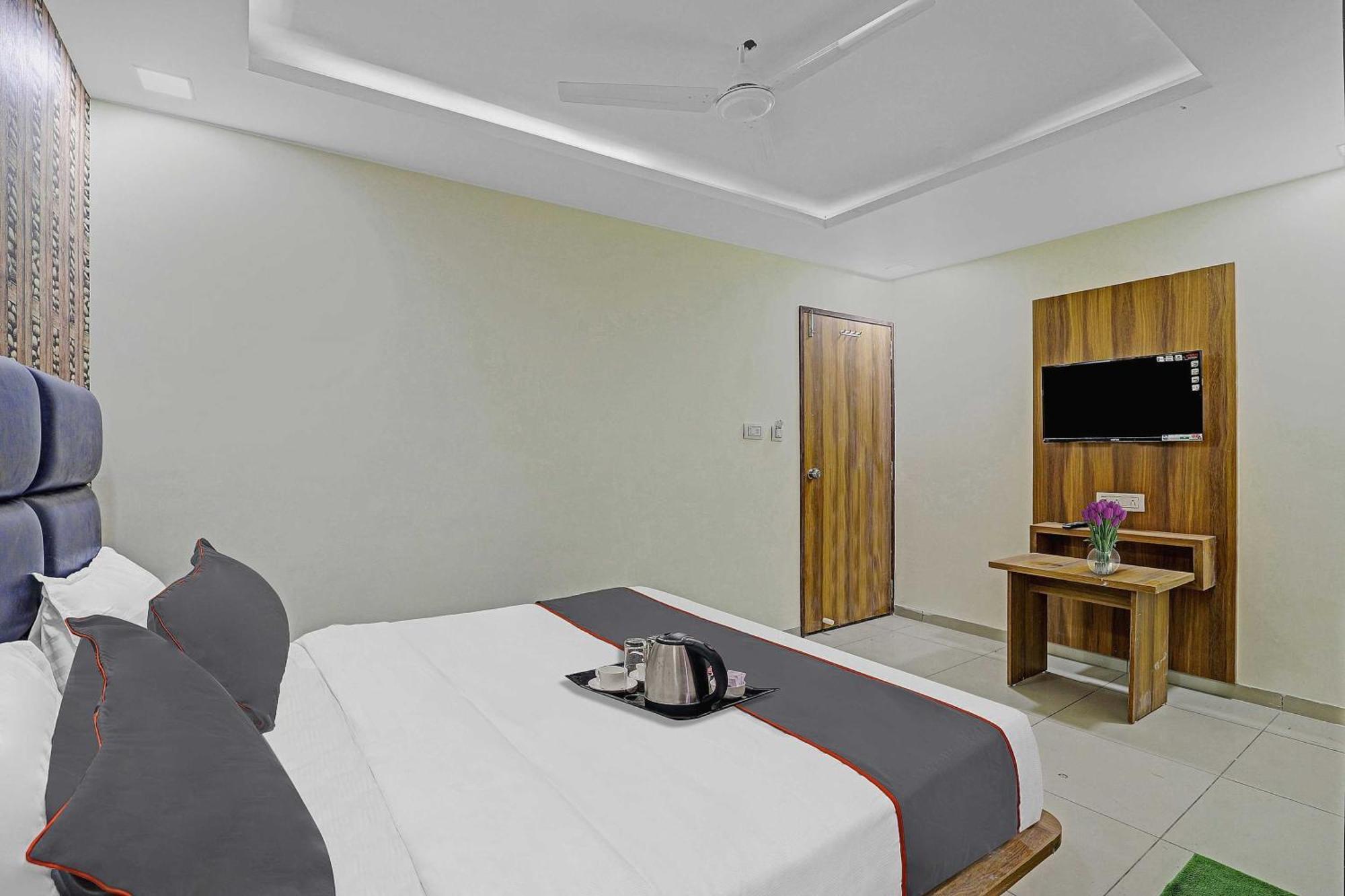 Hotel O Hill View Vadodara Extérieur photo